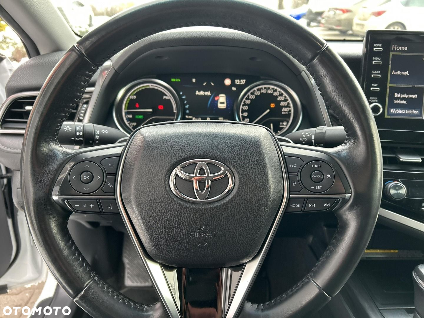 Toyota Camry - 14