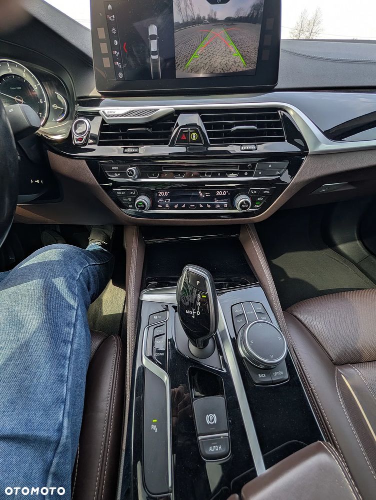 BMW Seria 5 530i Luxury Line - 40