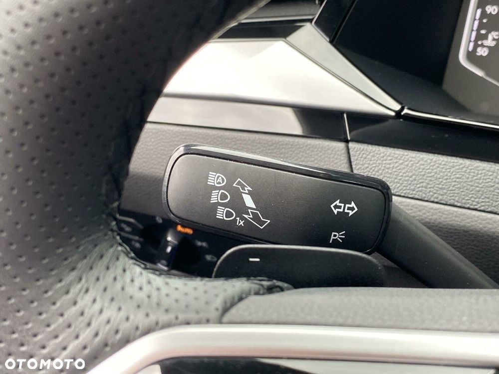 Volkswagen Arteon 2.0 TSI R-Line DSG - 25