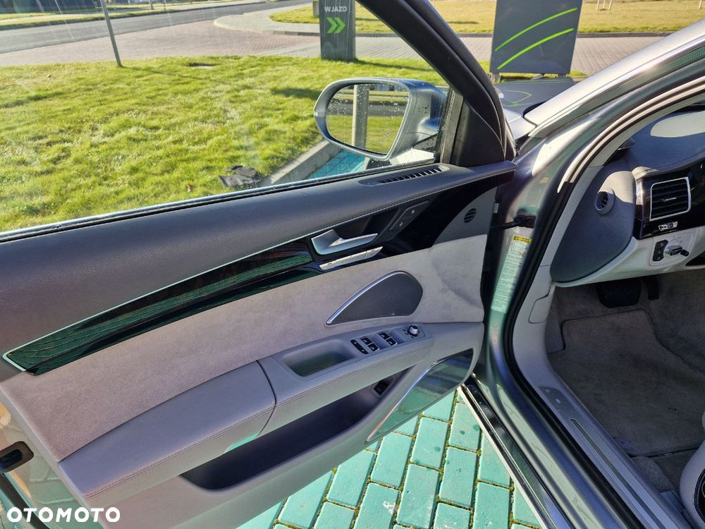 Audi A8 4.2 FSI Quattro tiptronic Langversion - 14