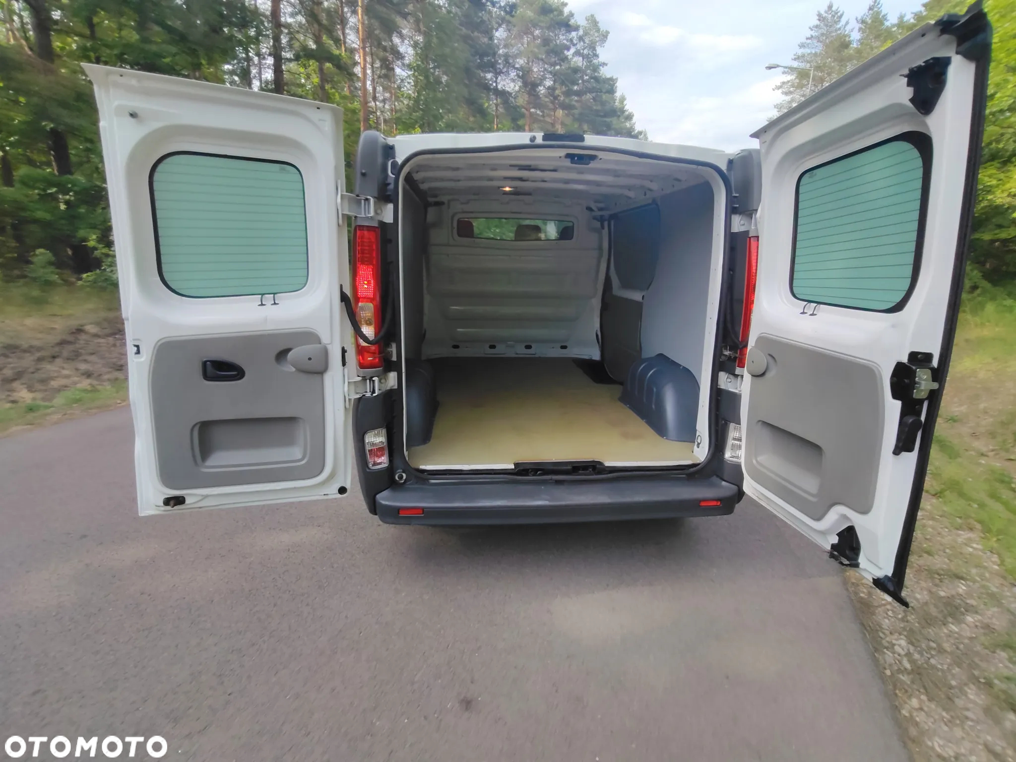 Renault Trafic - 26
