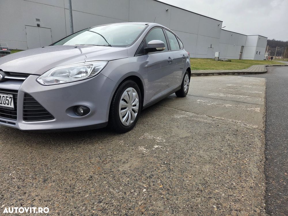 Ford Focus 1.6 TDCi DPF SYNC Edition - 2