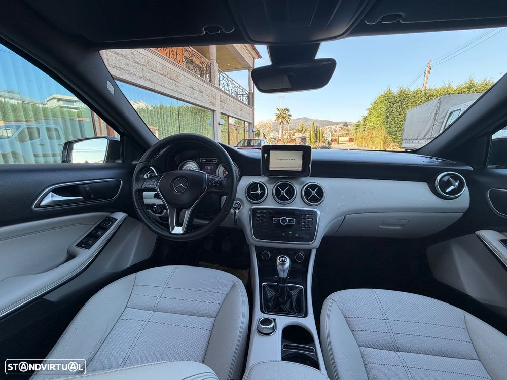 Mercedes-Benz A 180 d BlueEFFICIENCY Edition Style - 18