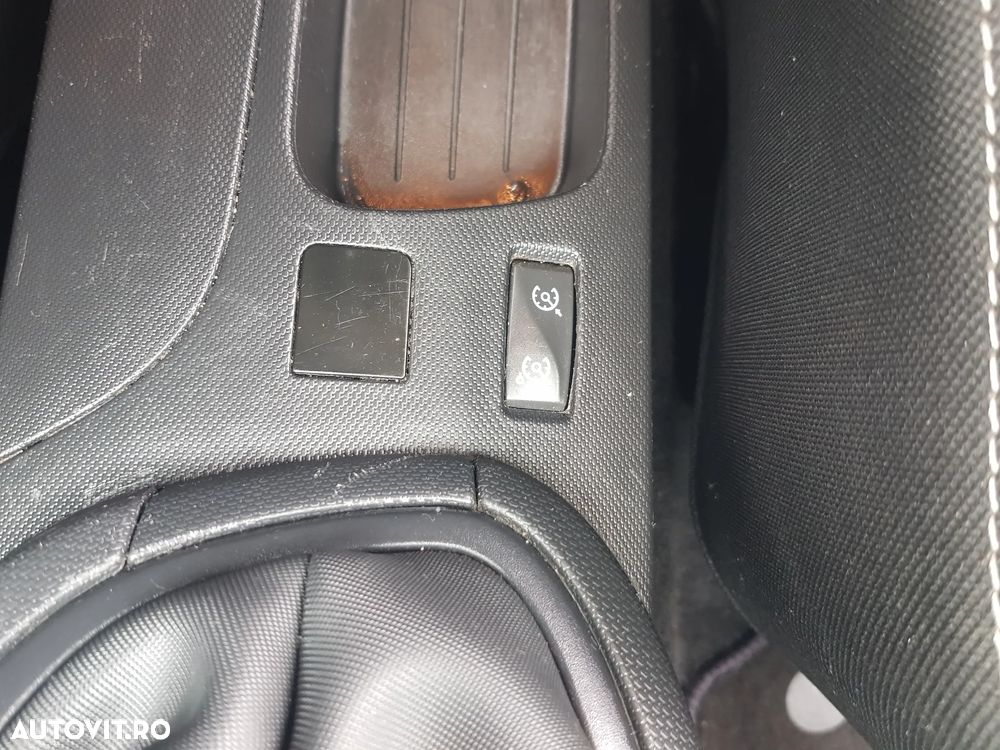 Renault Clio Cargo ENERGY dCi 75 Extra - 25