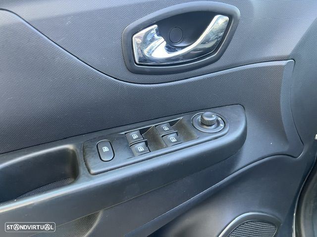 Renault Captur - 6