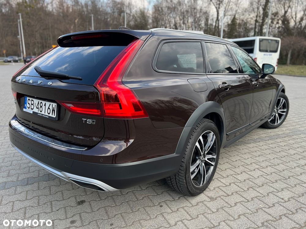 Volvo V90 Cross Country - 7