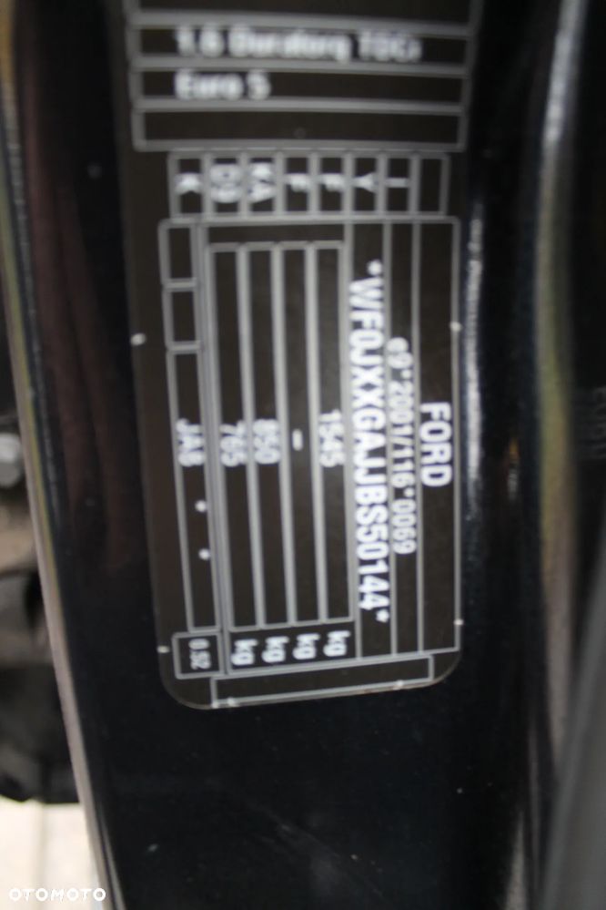 Ford Fiesta 1.6 TDCi DPF Titanium - 19