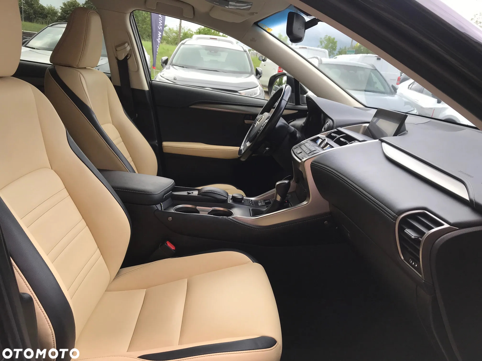 Lexus NX 300h Elegance AWD - 23