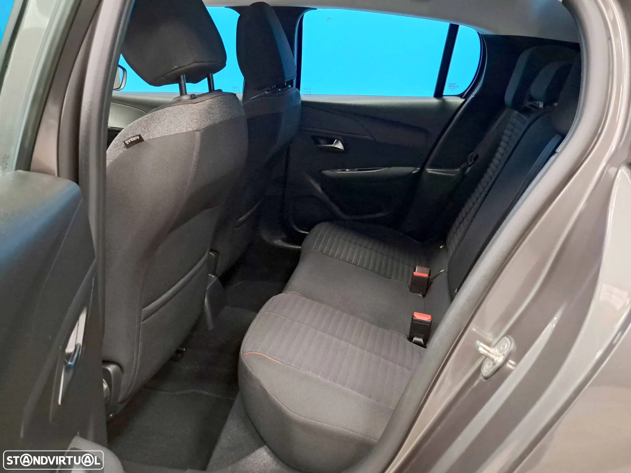Peugeot 208 1.2 PureTech Active Pack - 21