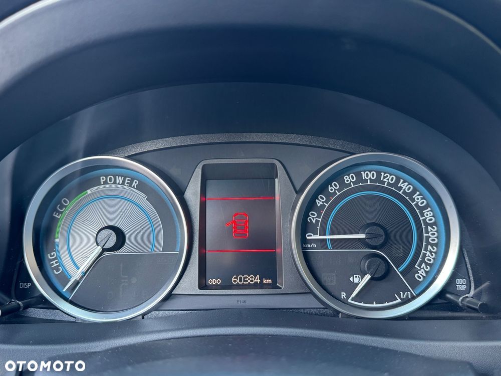 Toyota Auris 1.8 HSD Luna - 19