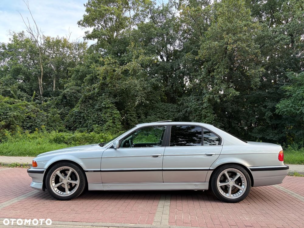 BMW Seria 7 - 3