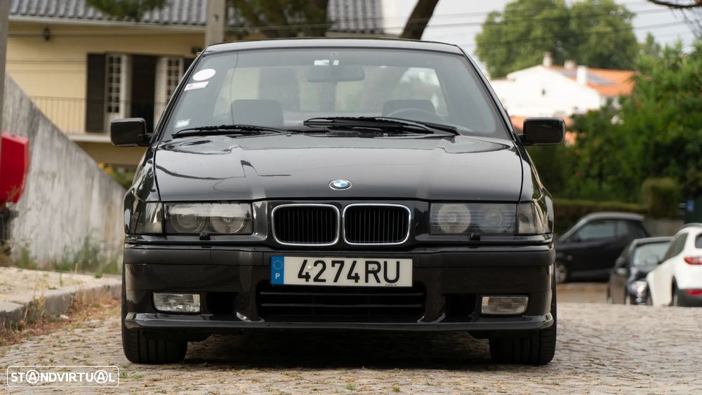 BMW 325 i - 4