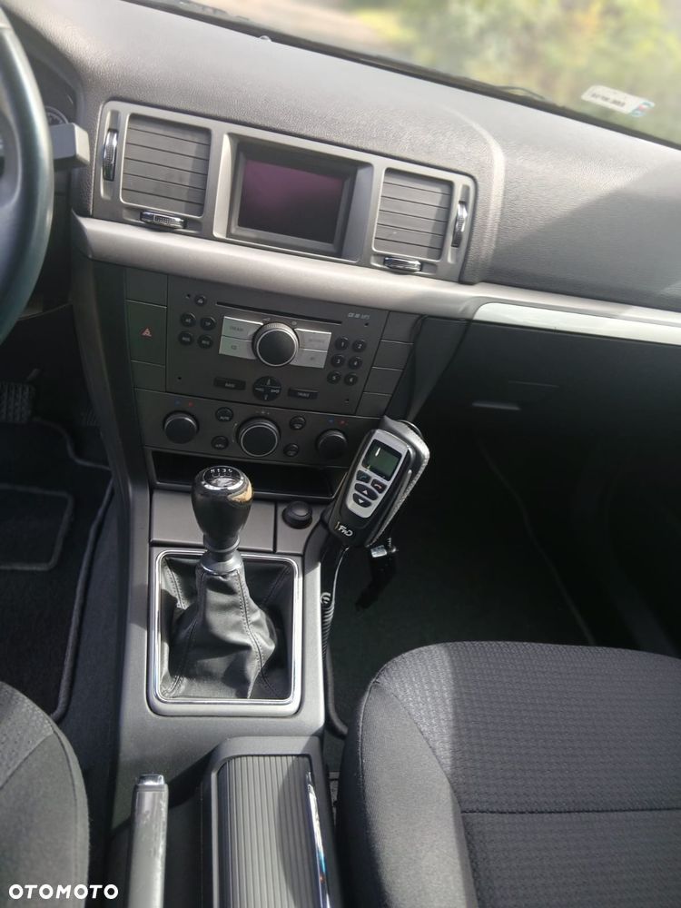 Opel Vectra 1.9 CDTI Sport / GTS - 10