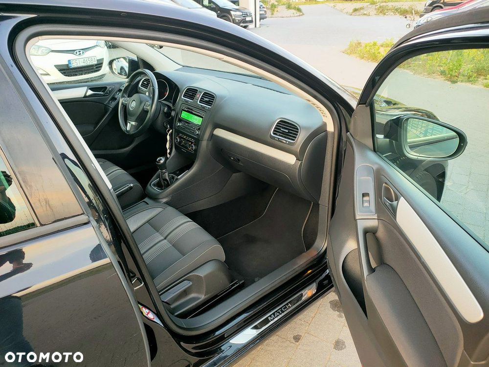 Volkswagen Golf - 19