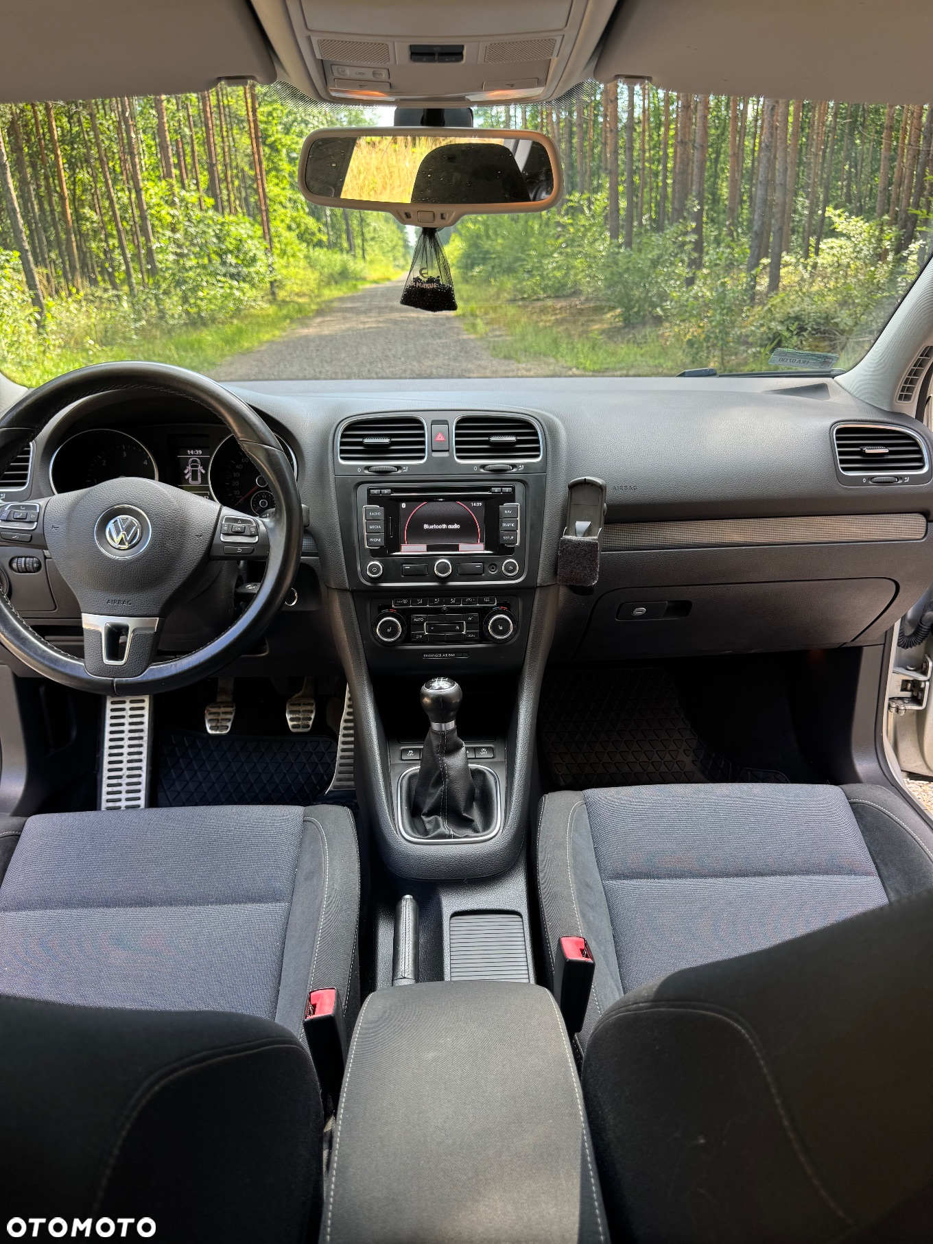 Volkswagen Golf - 14