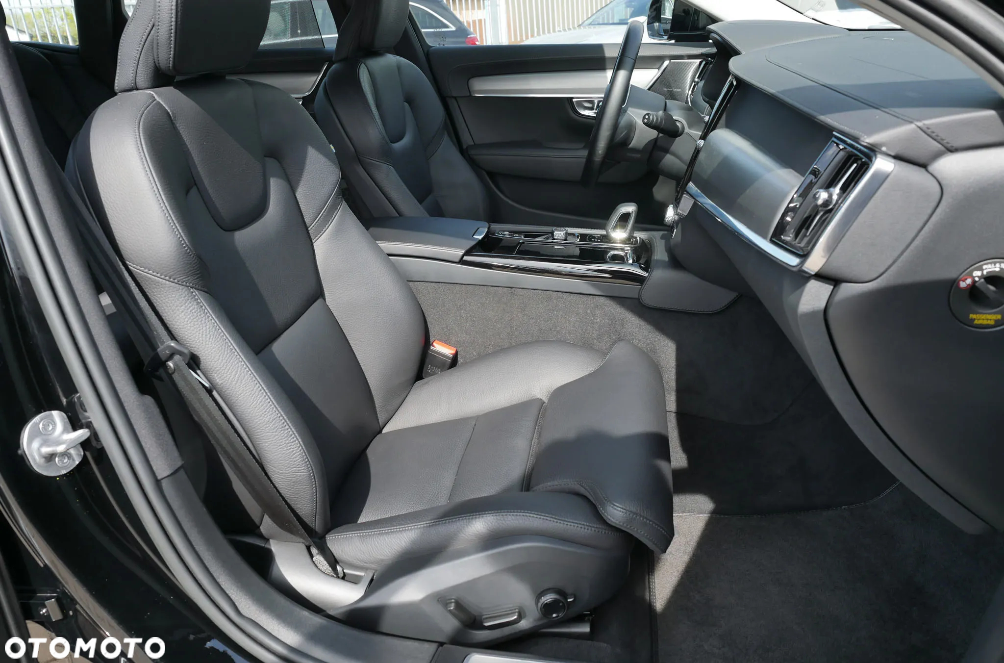 Volvo V90 T6 AWD Plug-In Hybrid Plus Bright - 12