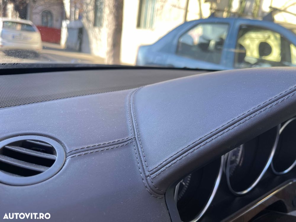 Mercedes-Benz E 350 BlueTEC 4MATIC Aut. - 22