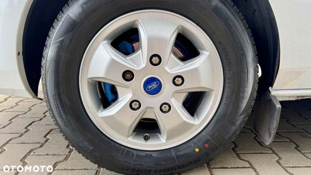 Ford Transit Custom L2H2 średni  xenon kamera idealny 2.0 TDCI blaszak krótki L1H2 VAT FV faktura 23% 3 miejsca / osobowy blaszak podwójne drzwi z obu stron - 33