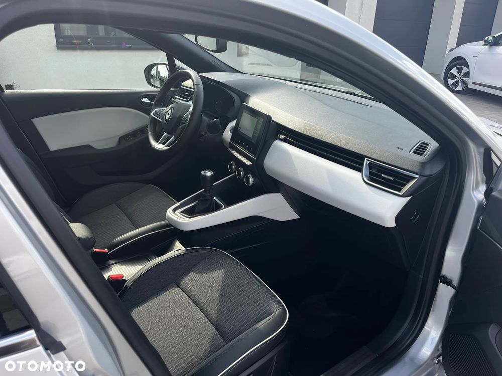 Renault Clio TCe 90 BUSINESS EDITION - 16