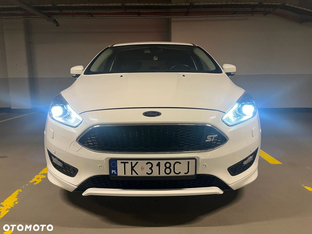 Ford Focus 1.0 EcoBoost ST-Line ASS - 6