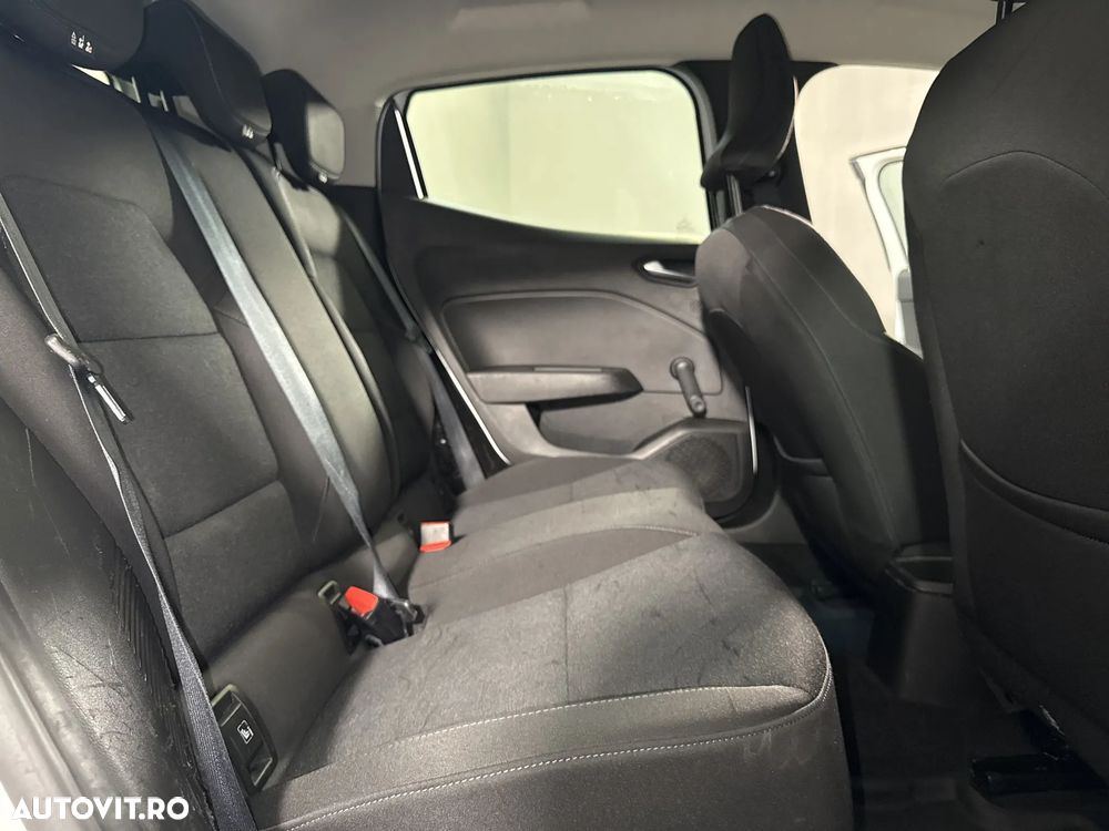 Renault Clio - 13