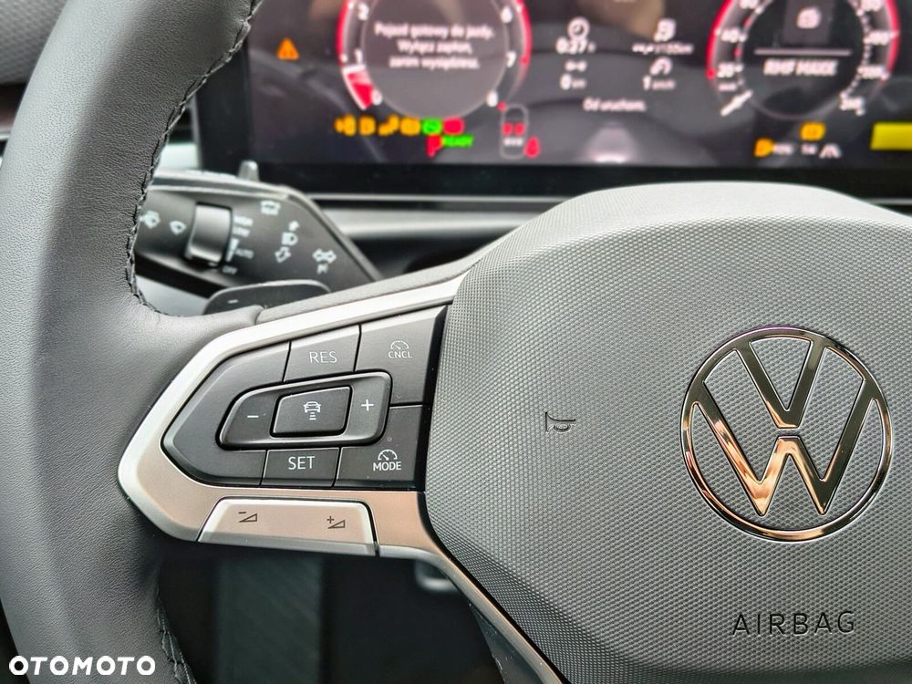 Volkswagen T-Roc - 27