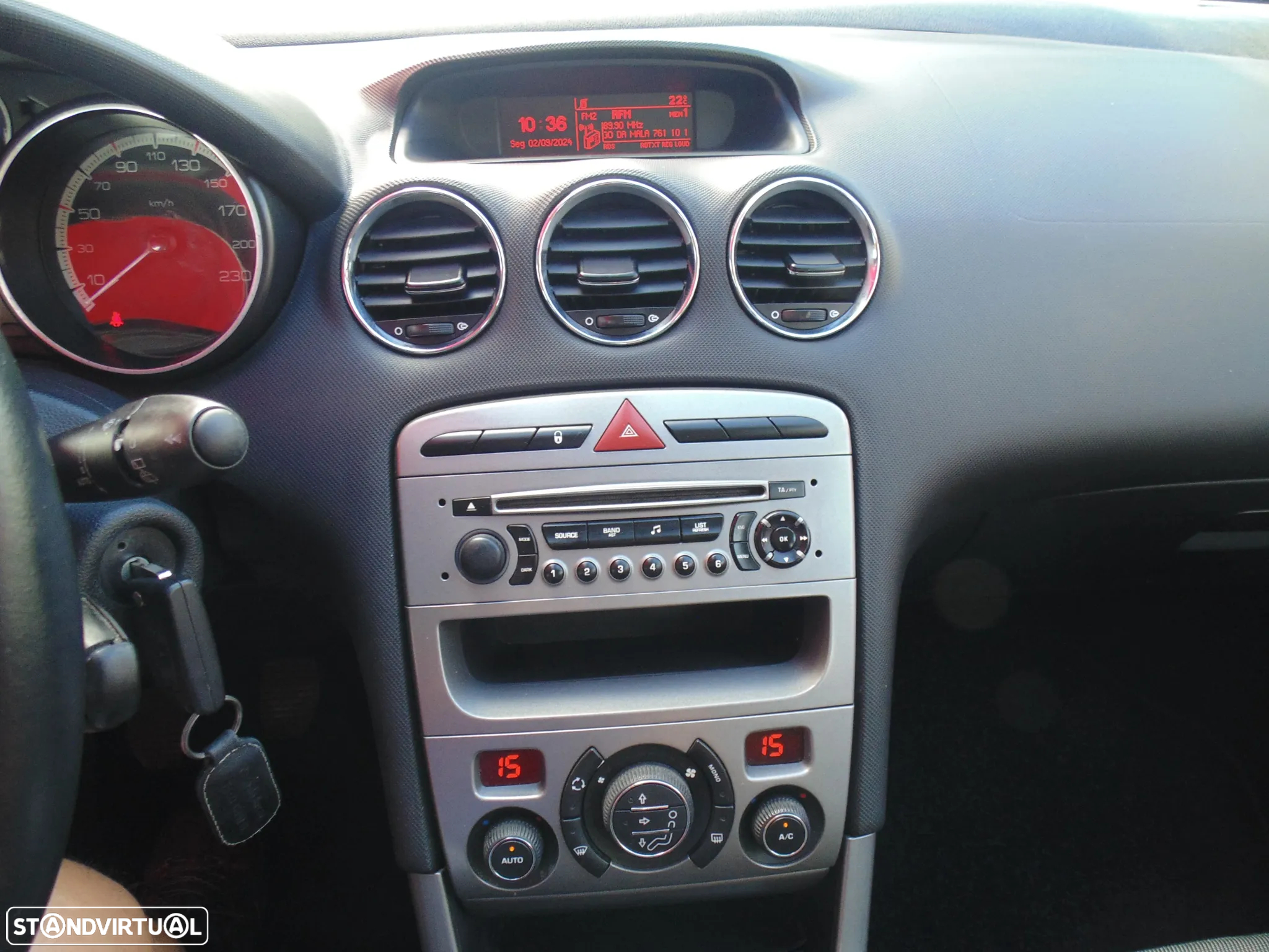 Peugeot 308 1.6 HDi Executive - 24