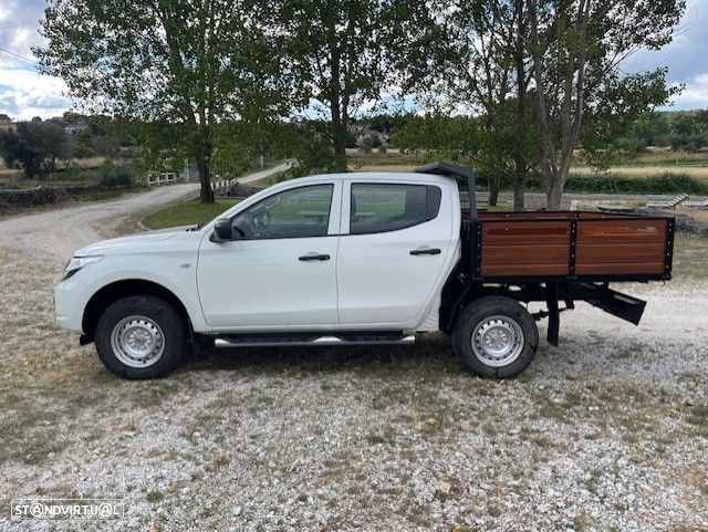 Mitsubishi L200 2.3 DI-D CD Invite 4WD - 4