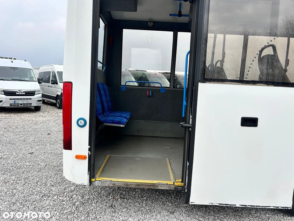 Mercedes-Benz Sprinter 516 - 18