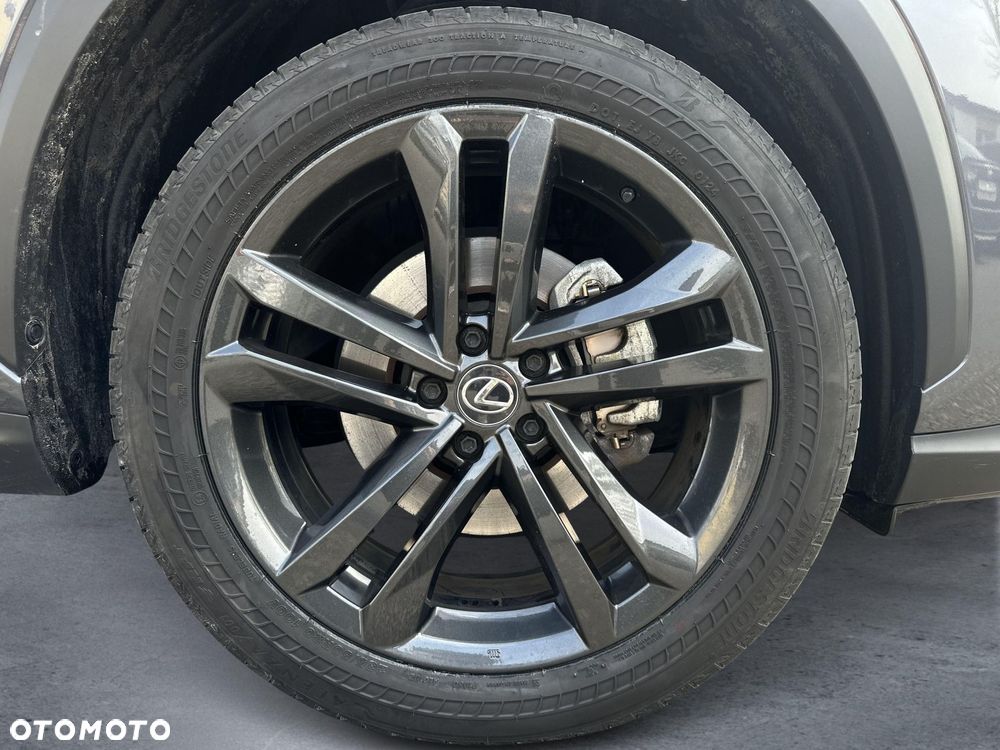 Lexus NX 350h Prestige AWD - 21