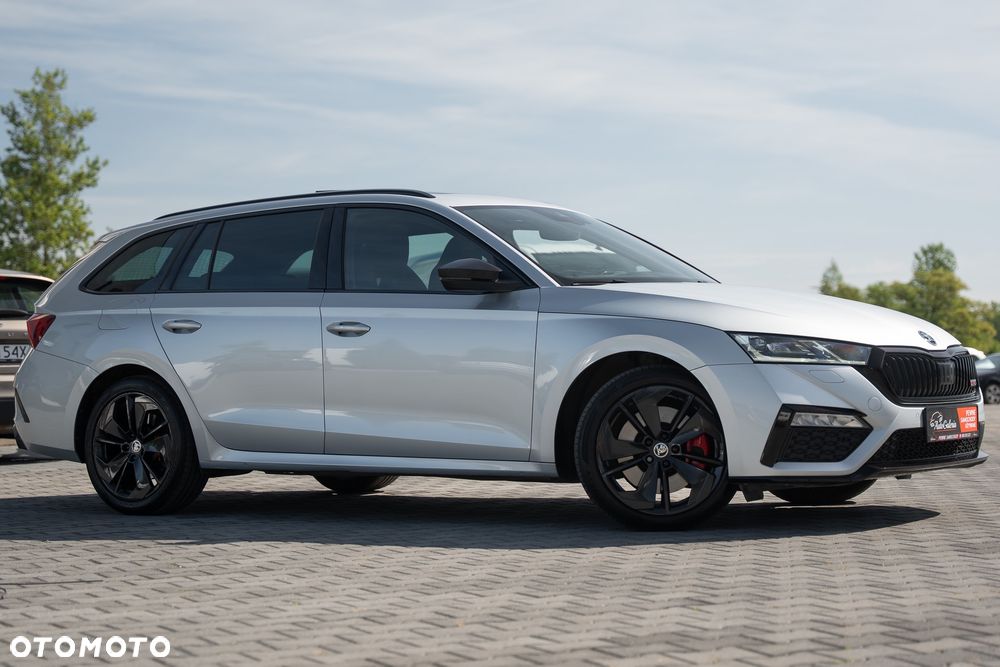 Skoda Octavia 2.0 TSI DSG RS - 8