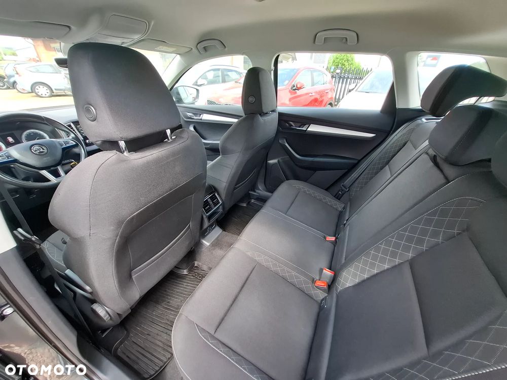 Skoda Karoq 1.6 TDI SCR DSG Ambition - 14