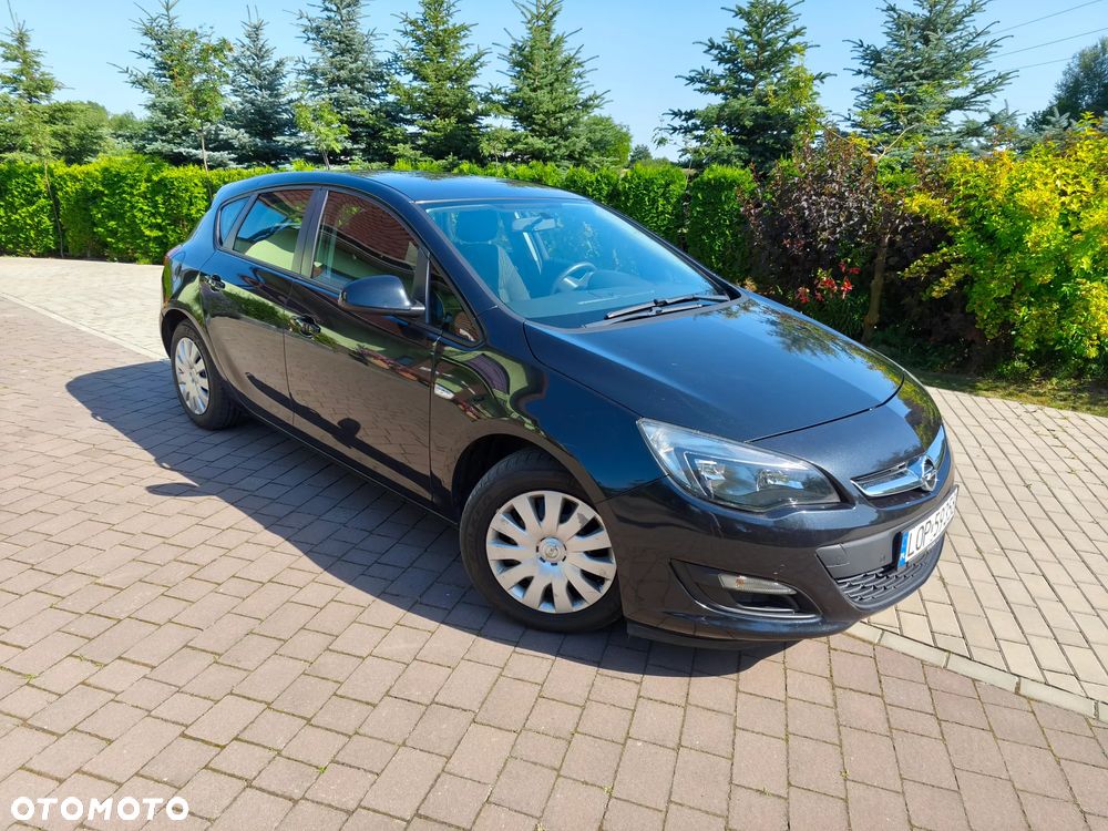 Opel Astra 1.3 CDTI Cosmo ecoFLEX - 2