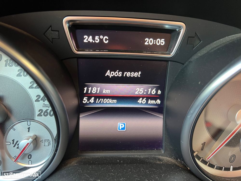 Mercedes-Benz GLA 180 d Activity Edition - 8