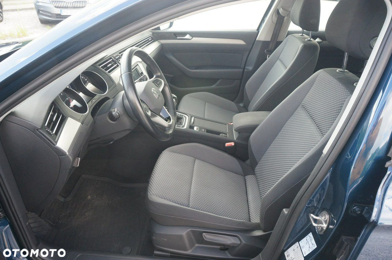 Volkswagen Passat 2.0 TDI EVO Essence - 21