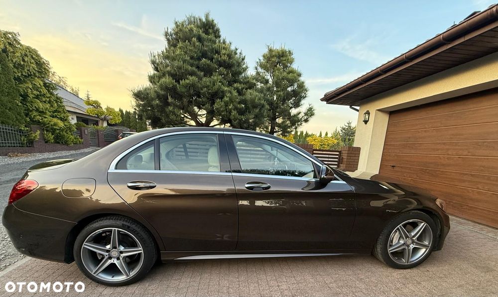 Mercedes-Benz Klasa C 200 4-Matic 9G-TRONIC - 10