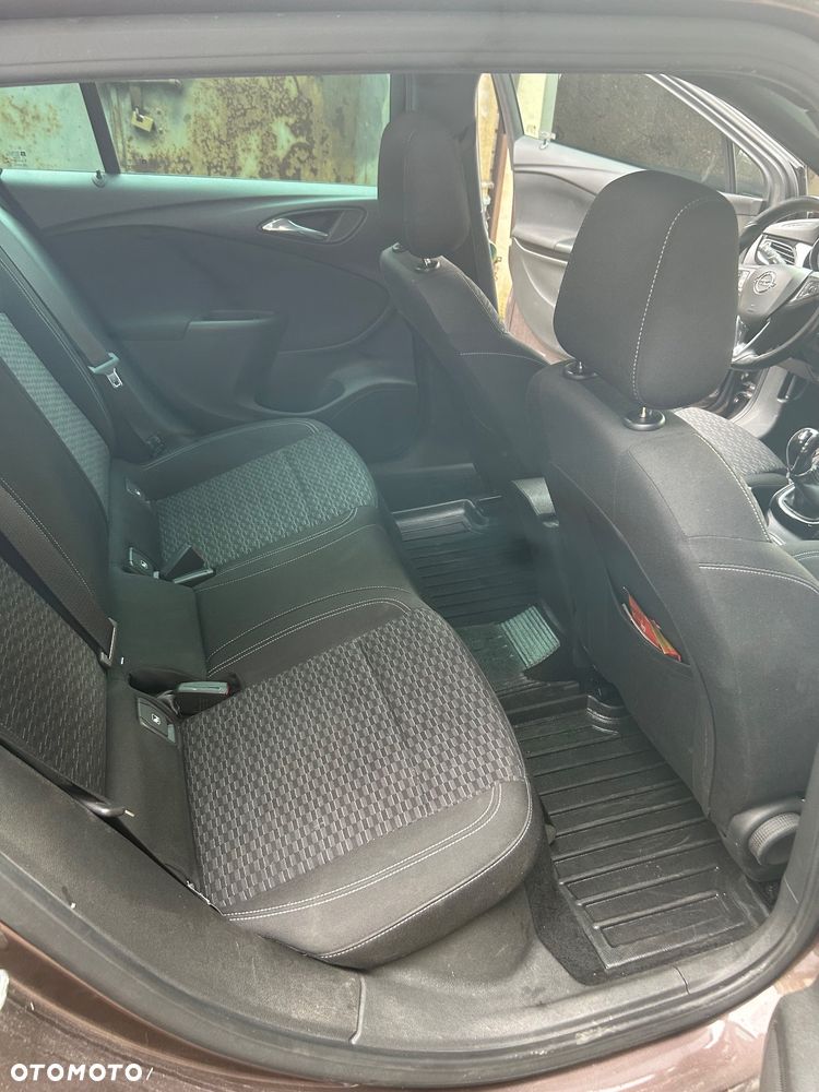 Opel Astra 1.6 T GPF Dynamic S&S - 11