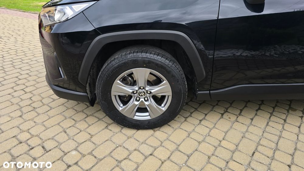 Toyota RAV4 - 24