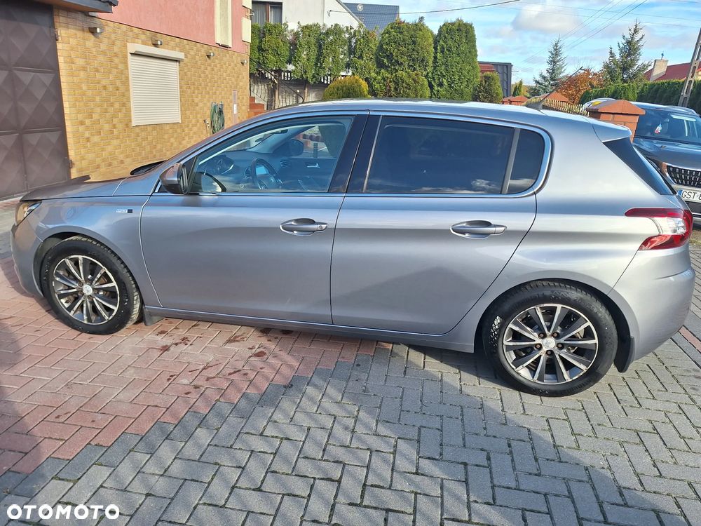 Peugeot 308 1.6 BlueHDi Allure S&S - 11