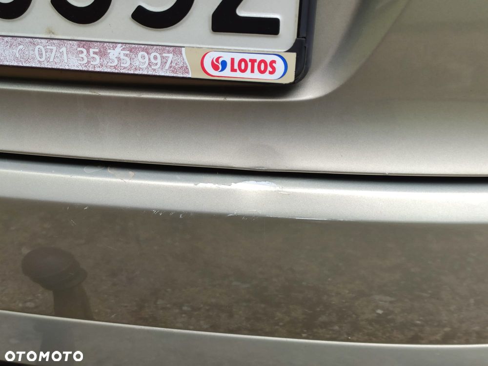 Ford Mondeo 2.0 TDCi Ambiente - 11