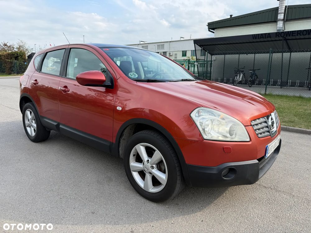 Nissan Qashqai - 1