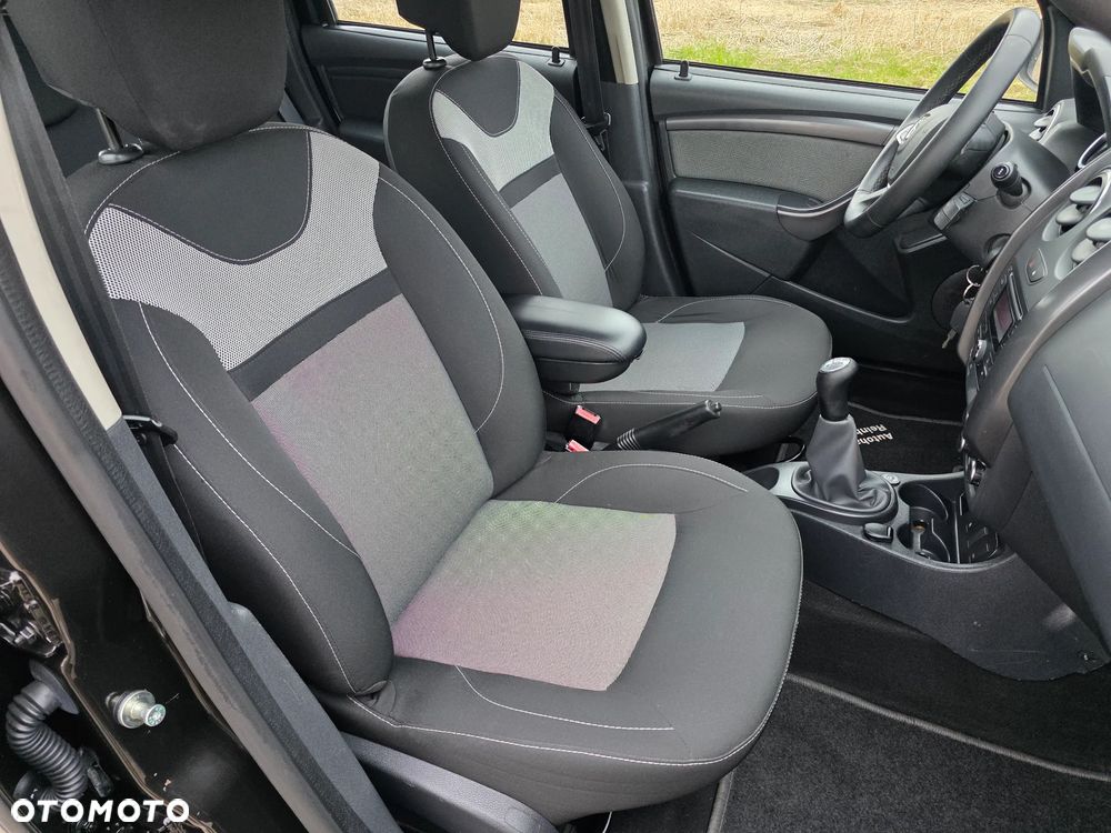 Dacia Duster 1.6 SCe Prestige - 29