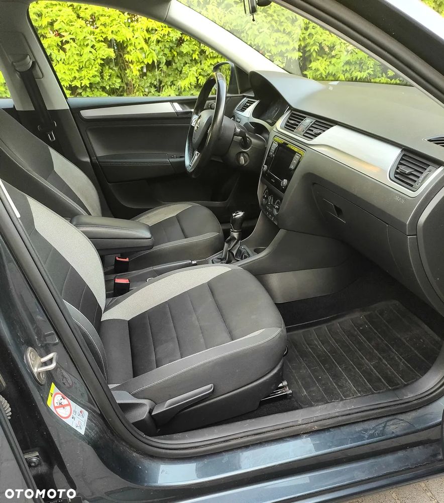 Skoda RAPID 1.6 TDI DPF Ambition - 9