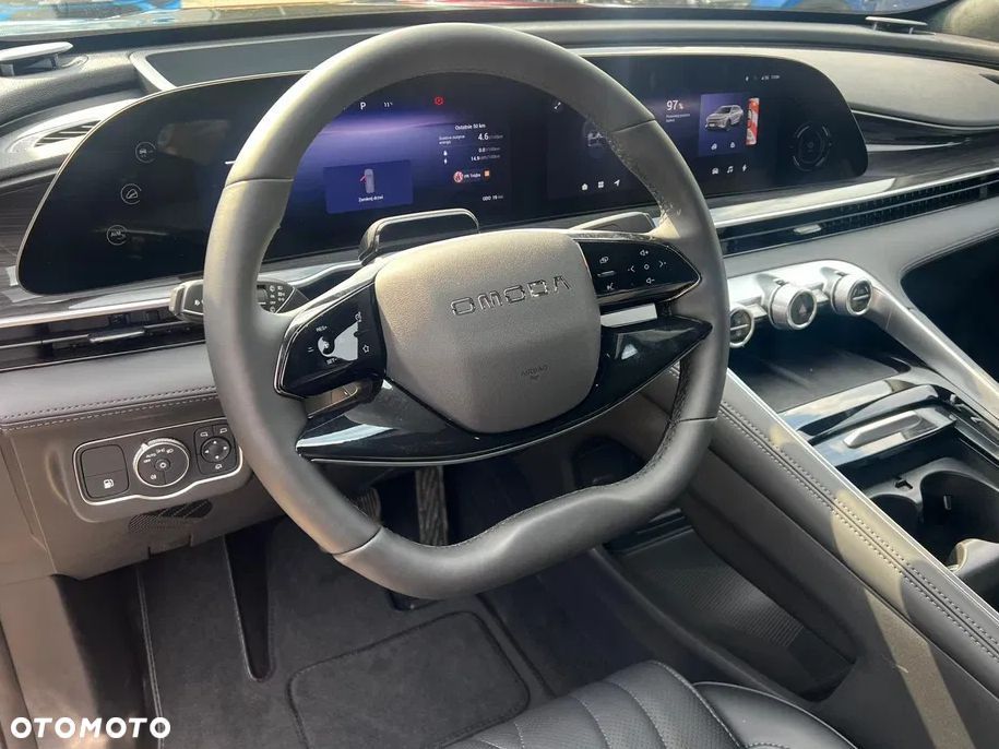 Omoda 9 1.5 Super Hybrid Exclusive AWD - 12