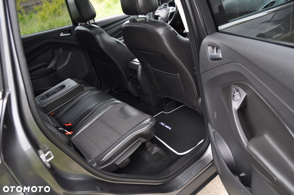 Ford Kuga - 11
