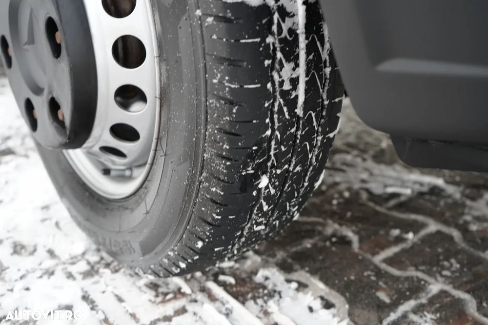 Mercedes-Benz SPRINTER 513 CDI / CUTIE DE VITEZE 4,4 m / MANUALĂ / DOUĂ CUTII - 17