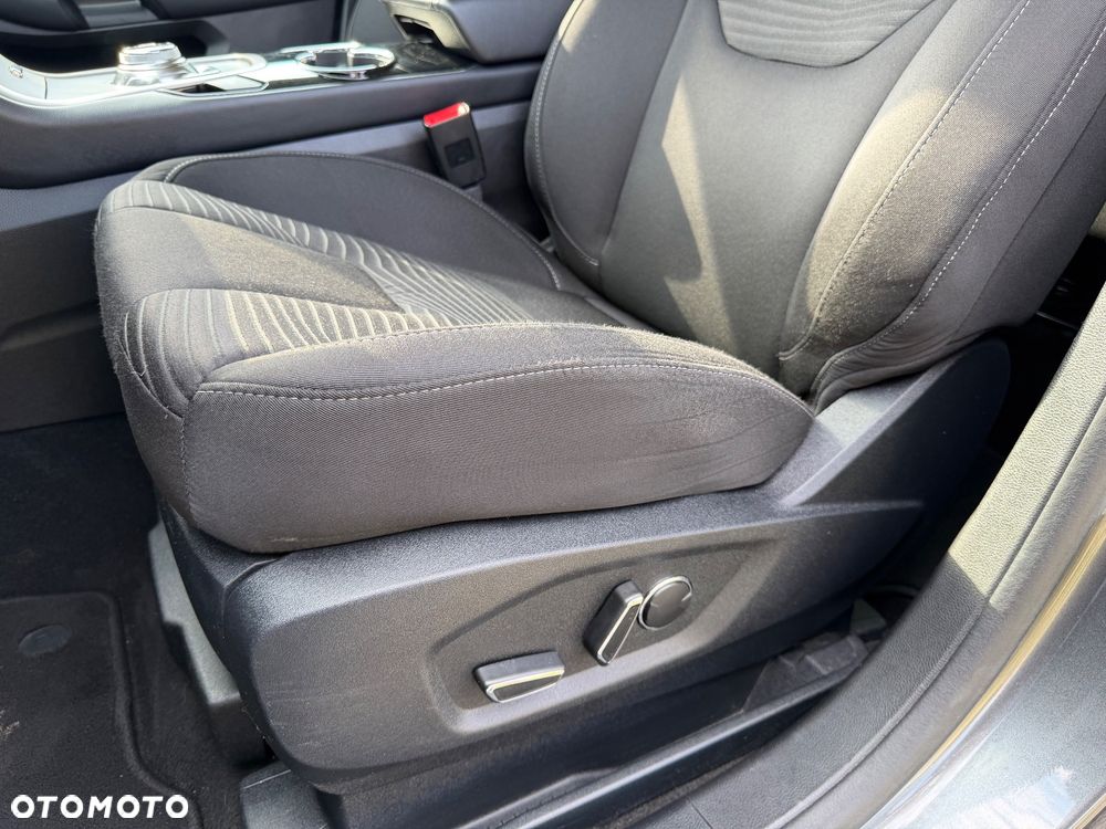 Ford S-Max 2.0 EcoBlue Titanium - 19