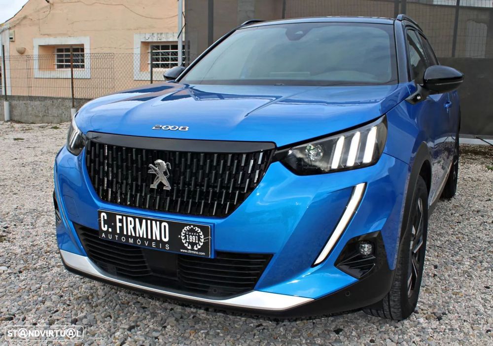 Peugeot 2008 1.2 PureTech GT EAT8 - 3