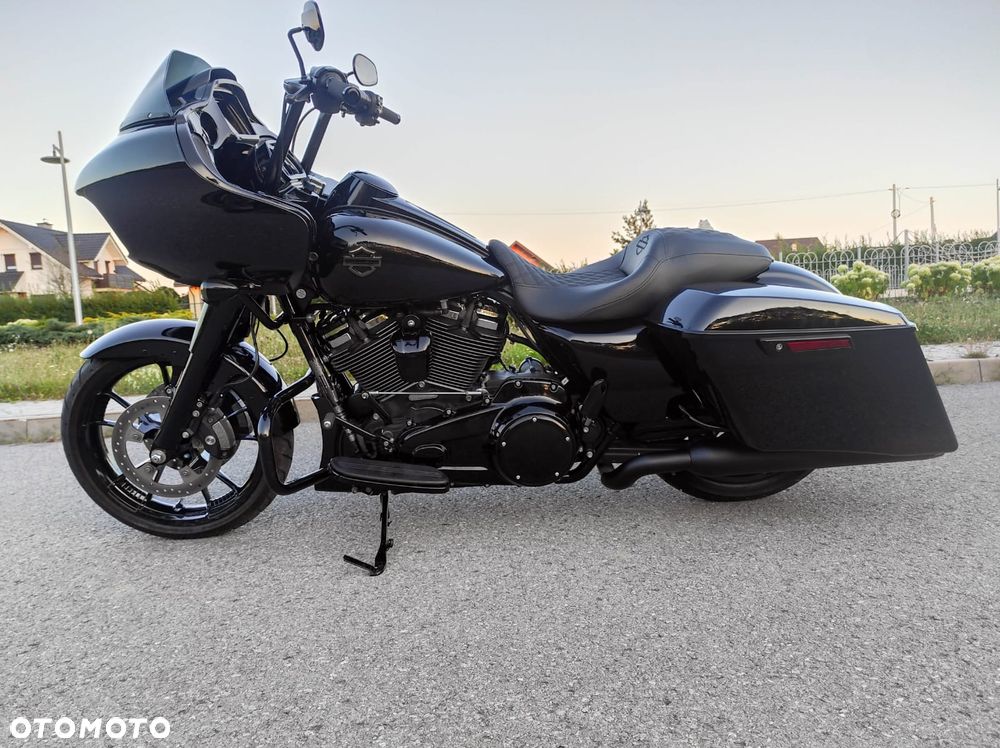 Harley-Davidson Touring Road Glide - 5