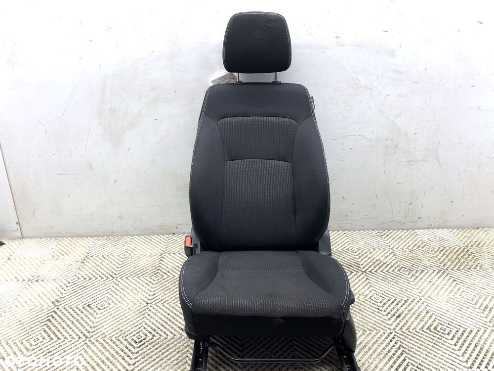 FOTEL LEWY PRZÓD  SUZUKI SX4 S-CROSS (JY) 2013 - 2022 1.4 Hybrid (Mild Hybrid) (AKK 414) 95 kW [129 - 1